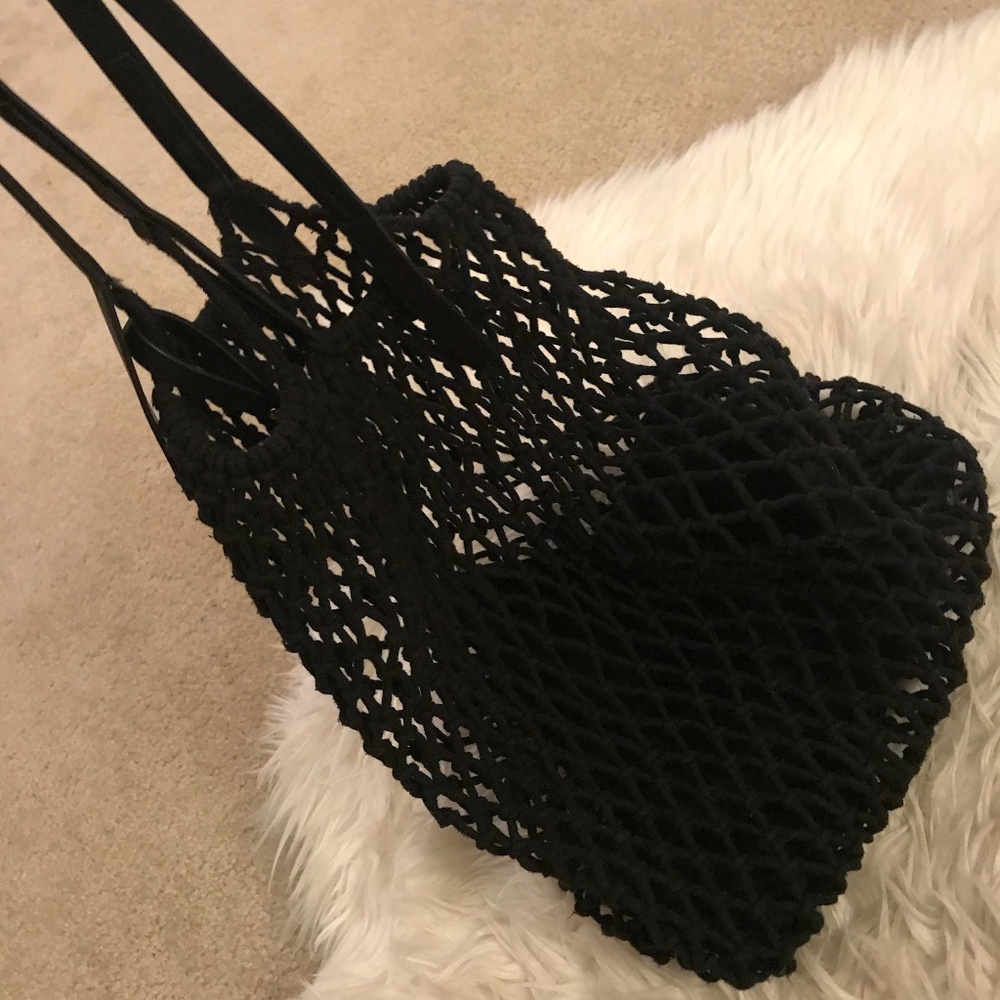 98% new-Woven Beach Shoulder Bag